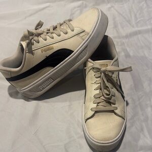 Puma Cream and Black Sneakers with Canvas Upper. Women’s size 9.